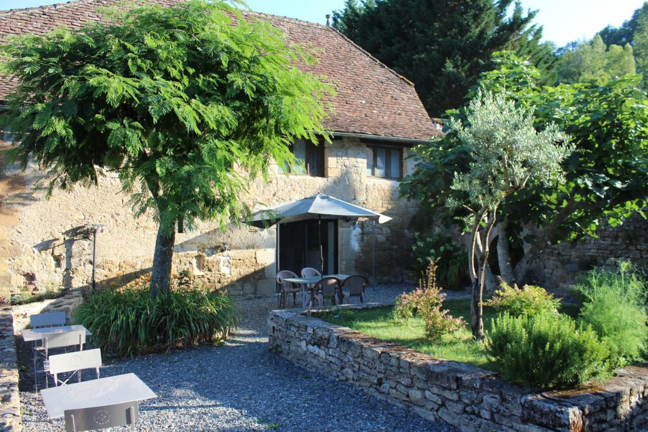 A La Croisee Des Vallees Bed and Breakfast Figeac Zewnętrze zdjęcie